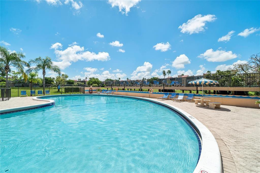 370 NW 76th Ave 202