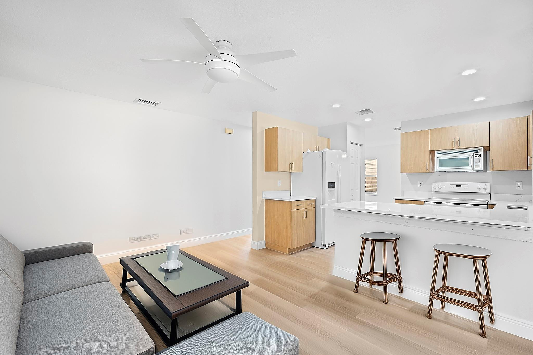 4292 NW 1st Pl