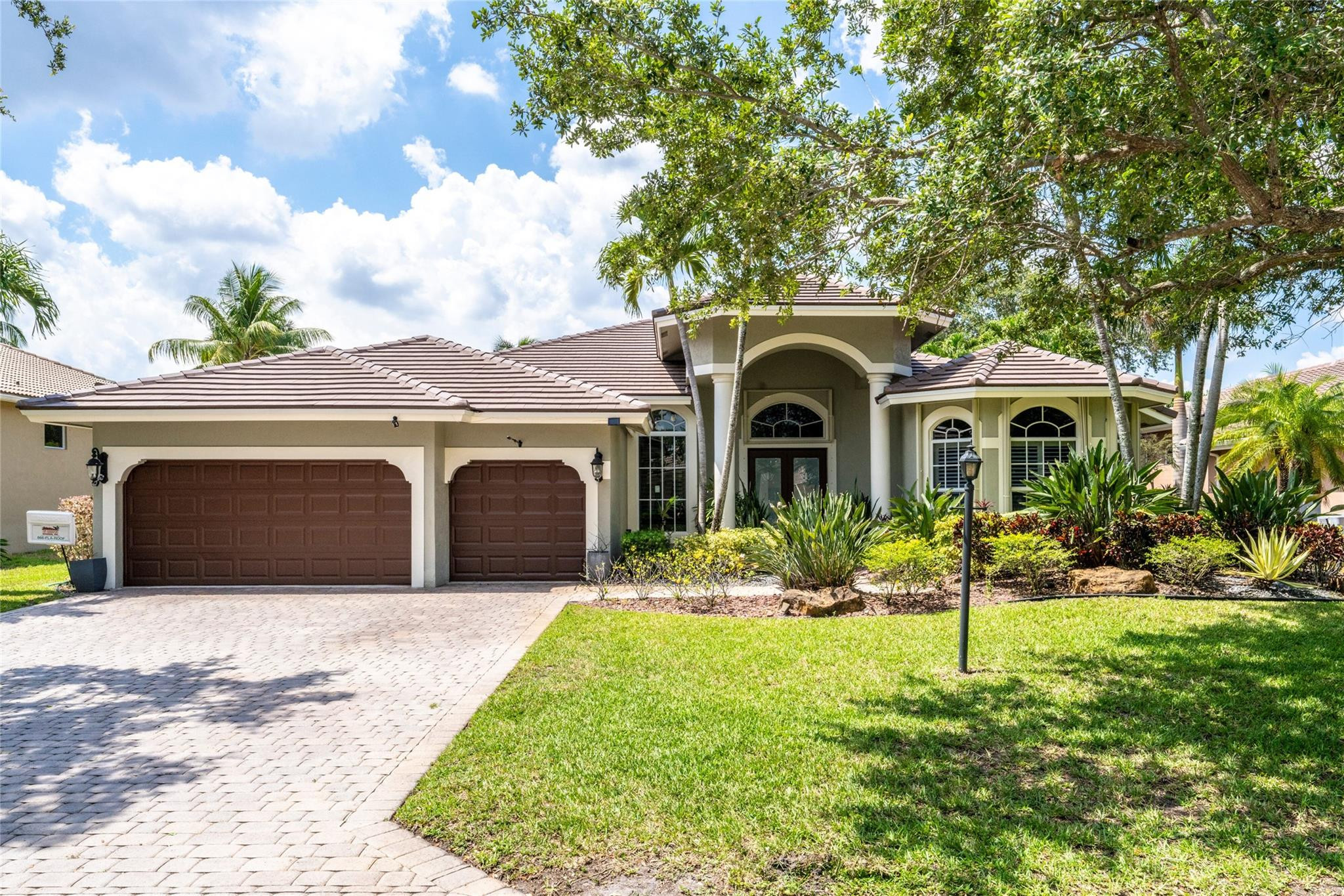 10642 NW 69th Pl