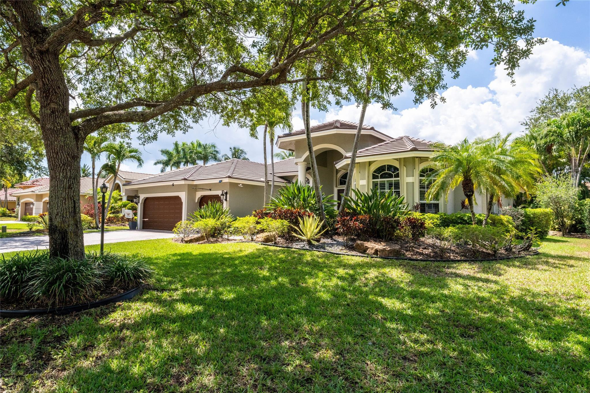 10642 NW 69th Pl