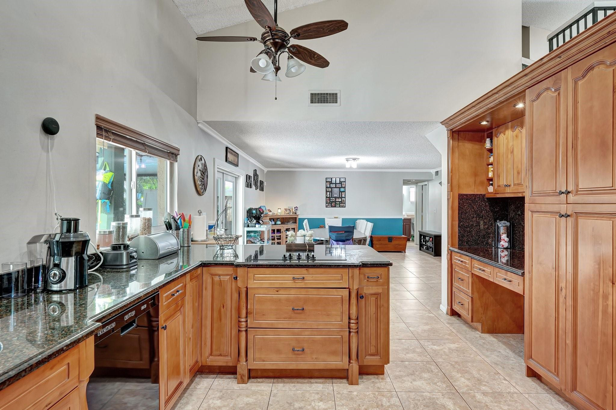 5880 NW 46th Mnr
