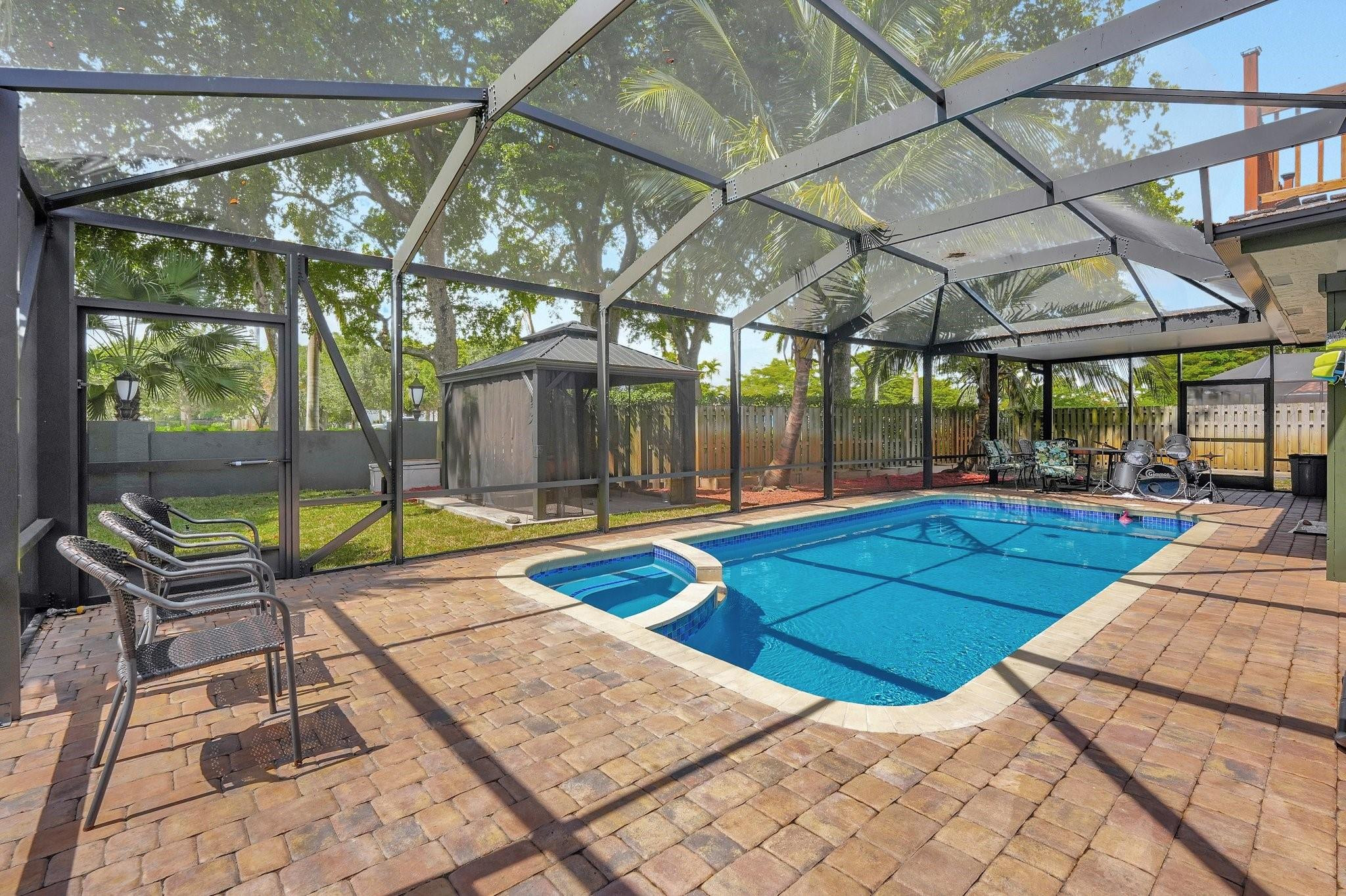 5880 NW 46th Mnr