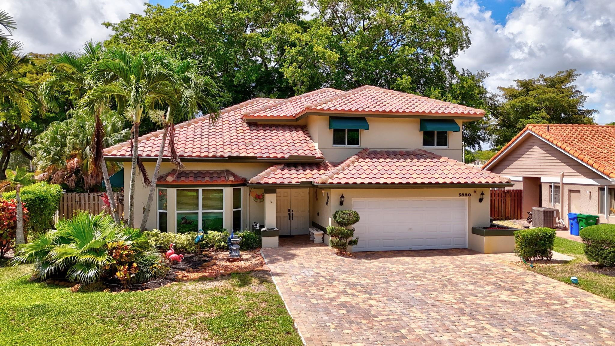 5880 NW 46th Mnr
