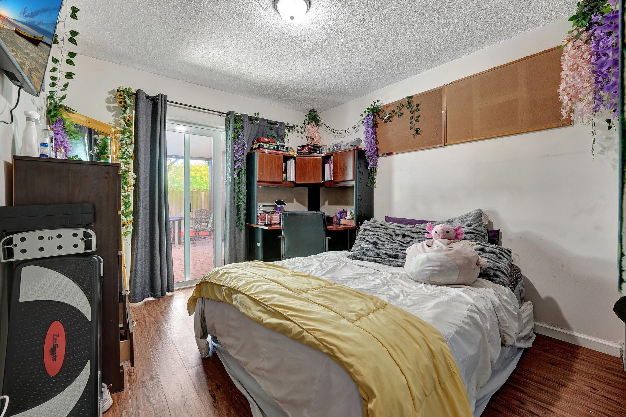 5880 NW 46th Mnr