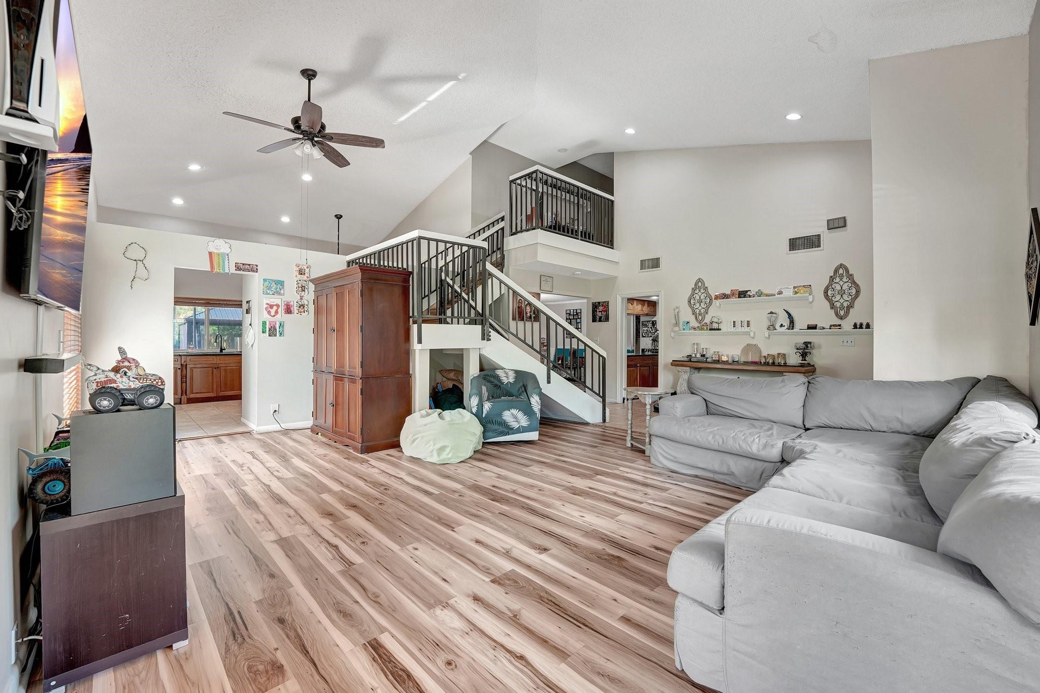 5880 NW 46th Mnr