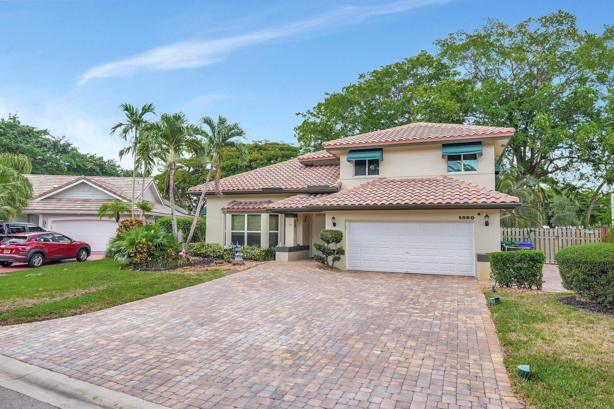 5880 NW 46th Mnr