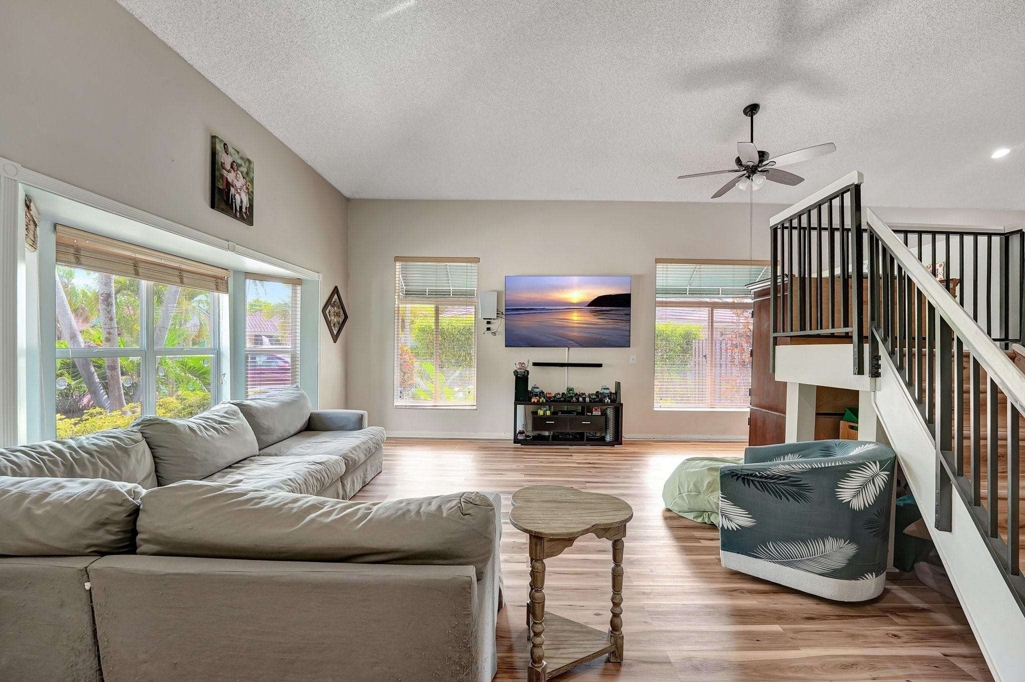 5880 NW 46th Mnr