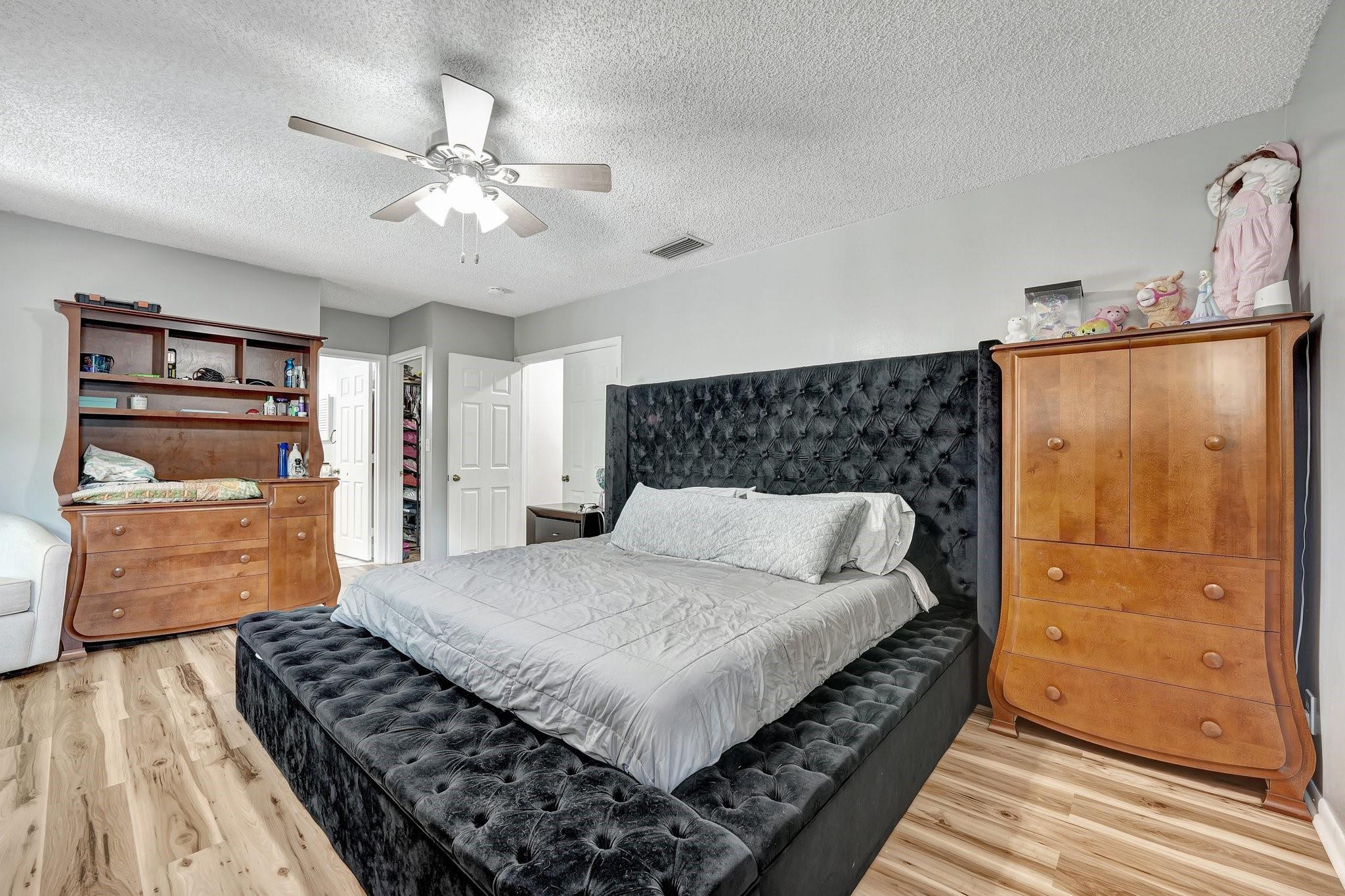 5880 NW 46th Mnr