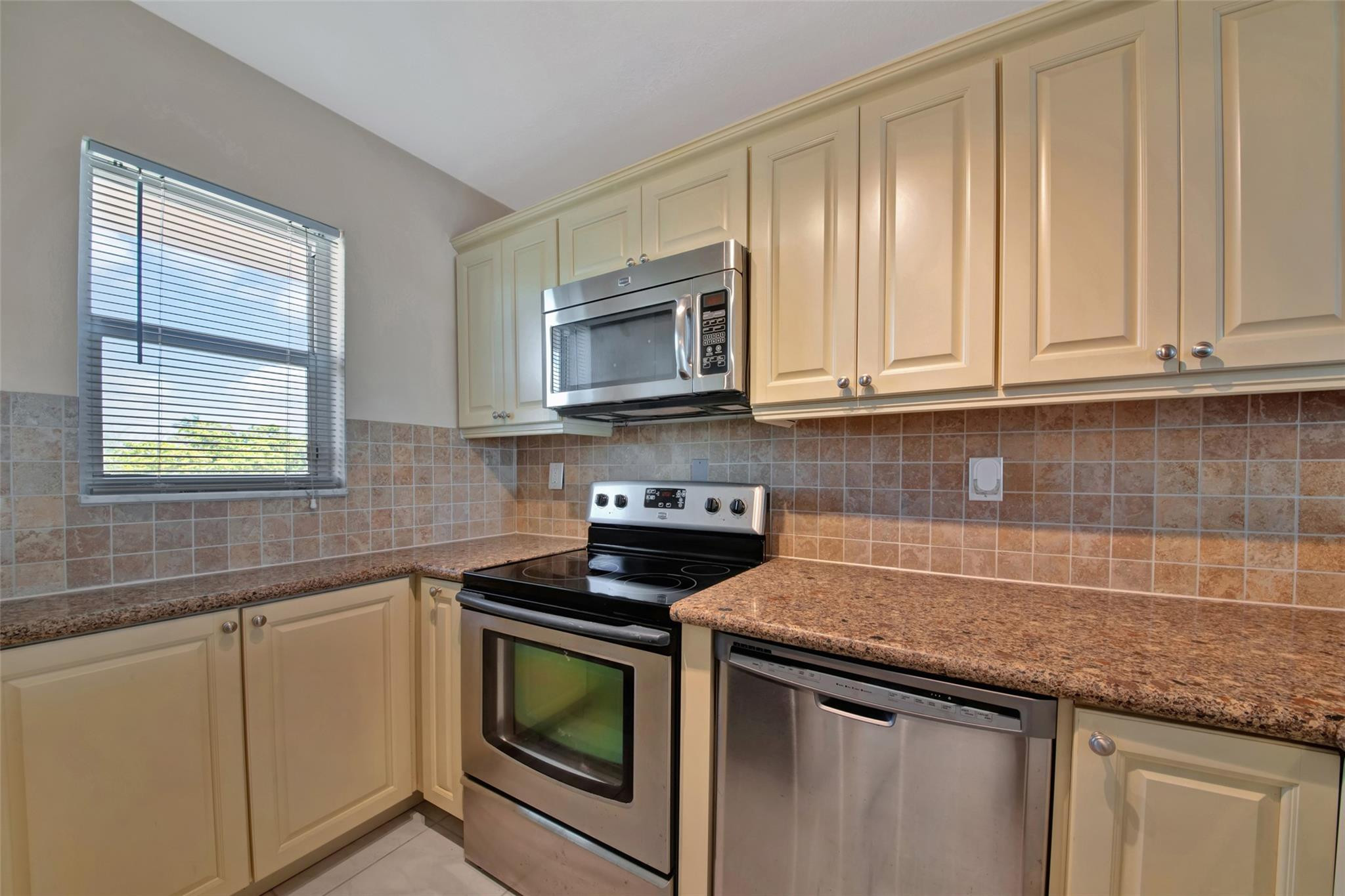 750 NE Spanish River 403