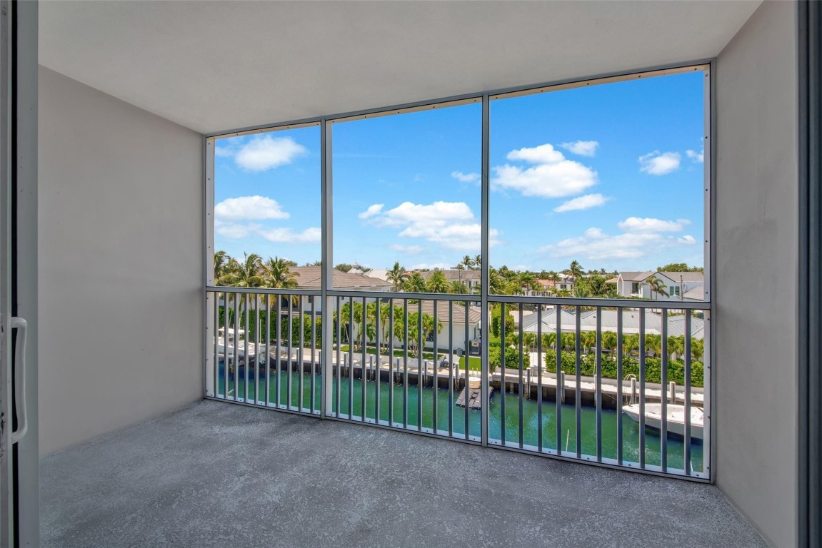 750 NE Spanish River 403