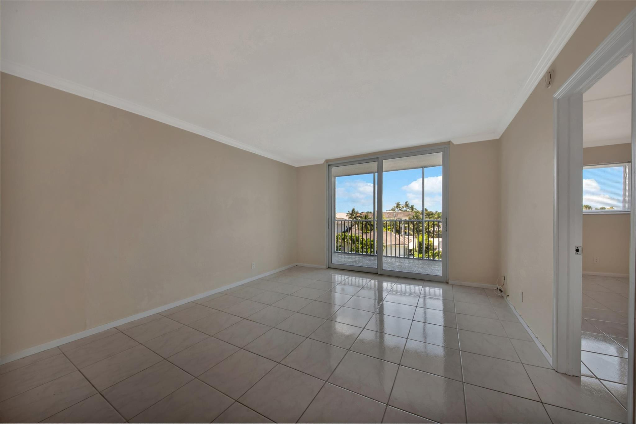 750 NE Spanish River 403