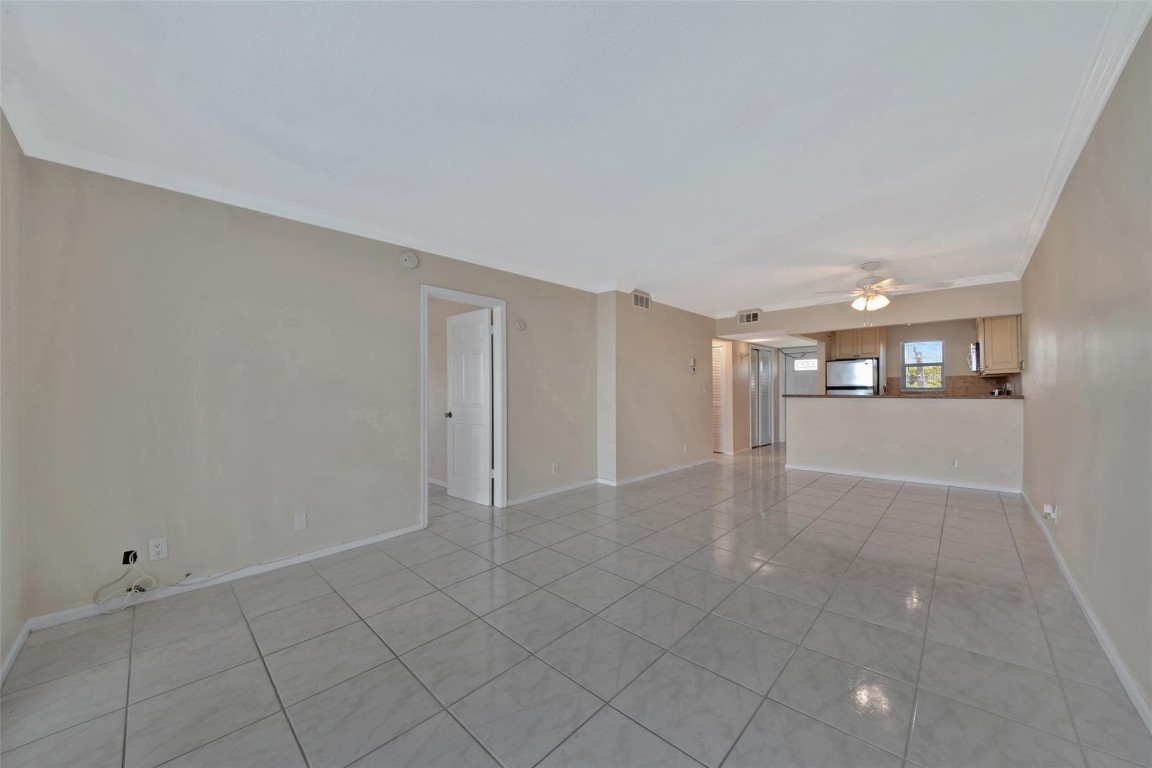 750 NE Spanish River 403