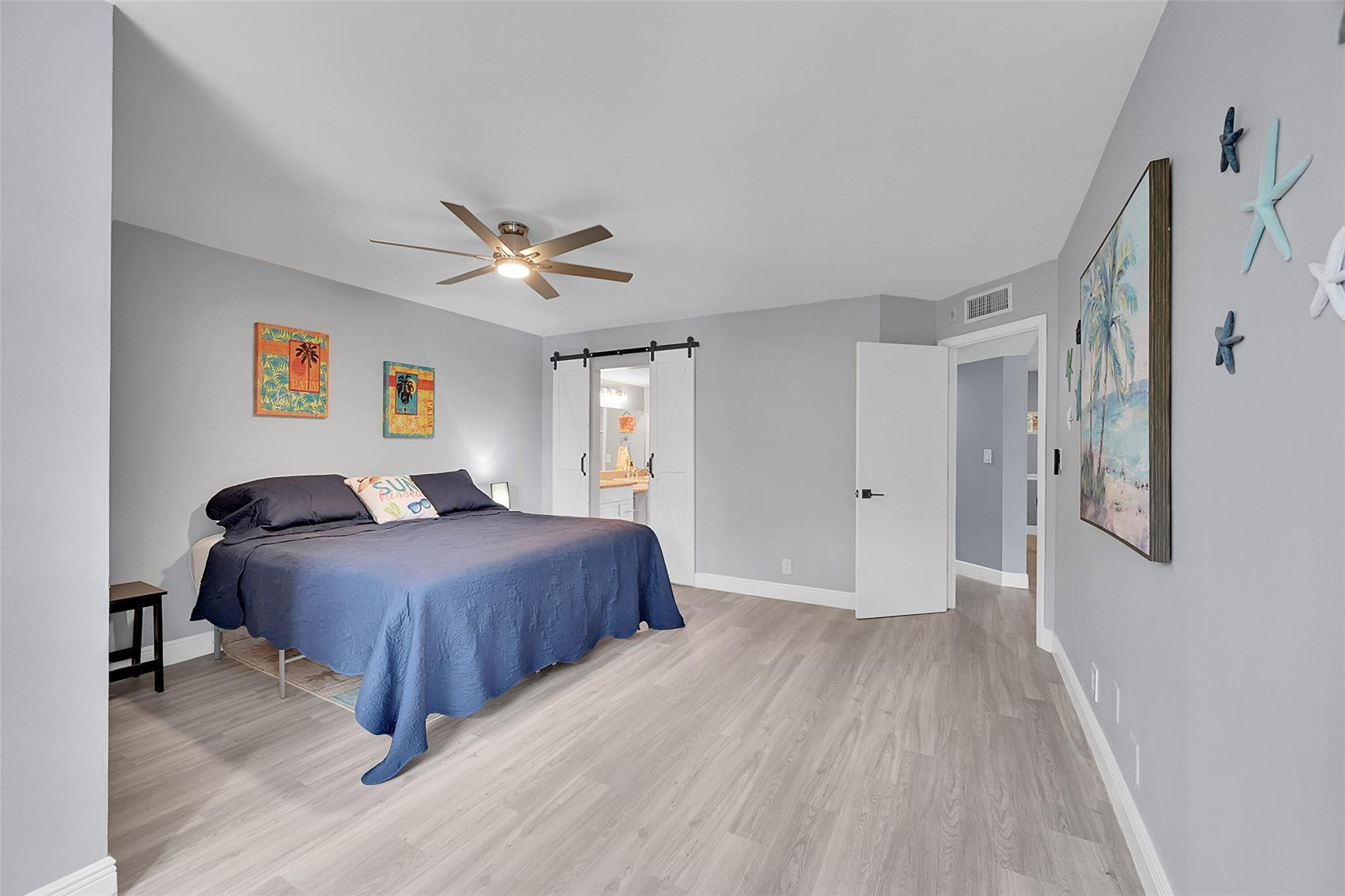 1818 Hammock Blvd 222