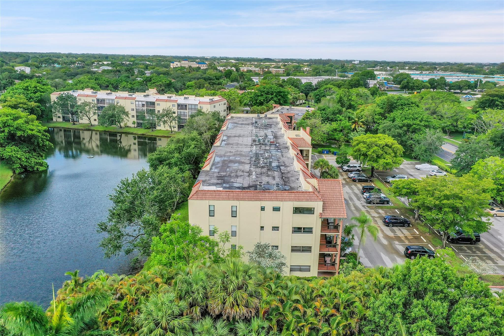 1818 Hammock Blvd 222