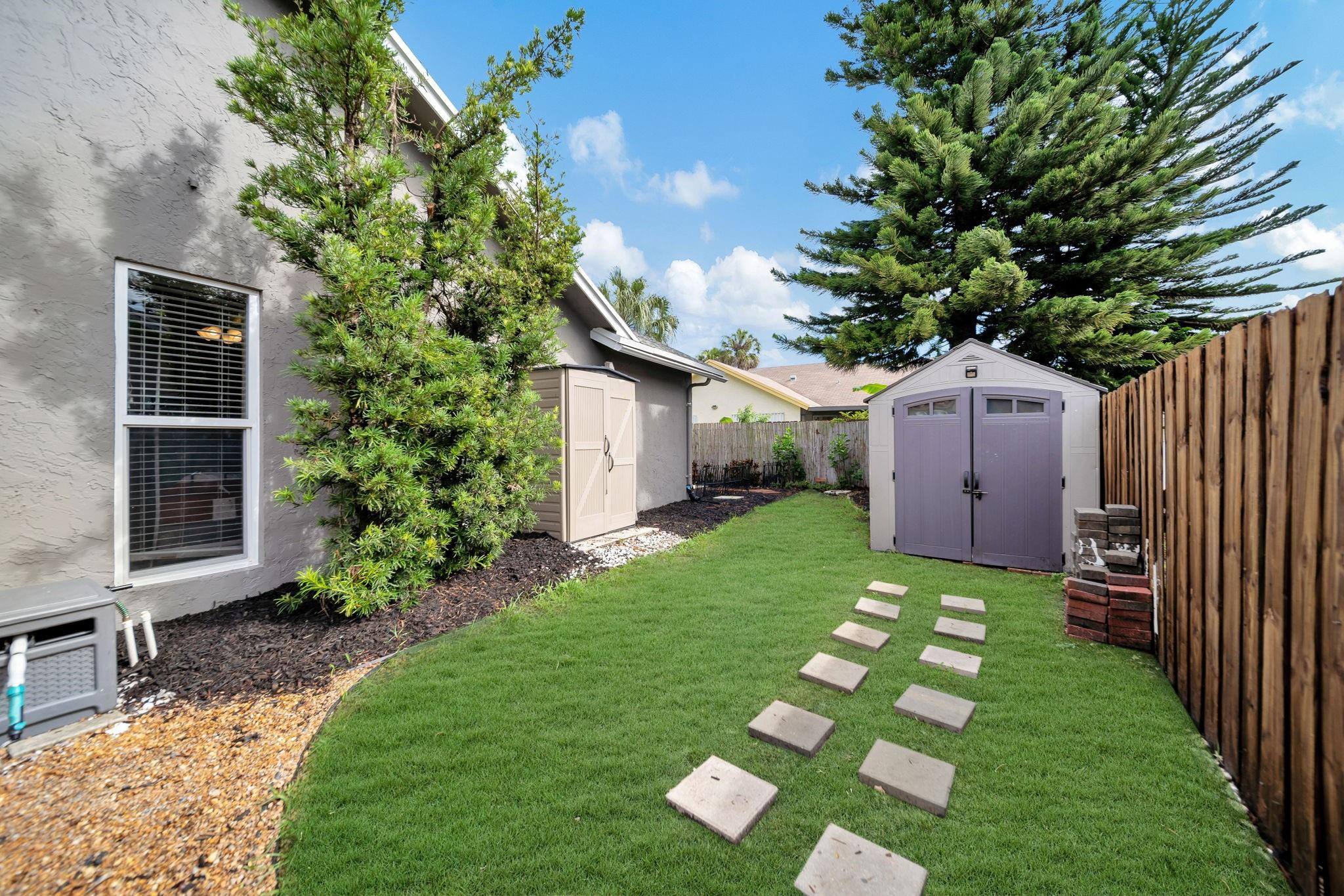 7327 NW 38th Court