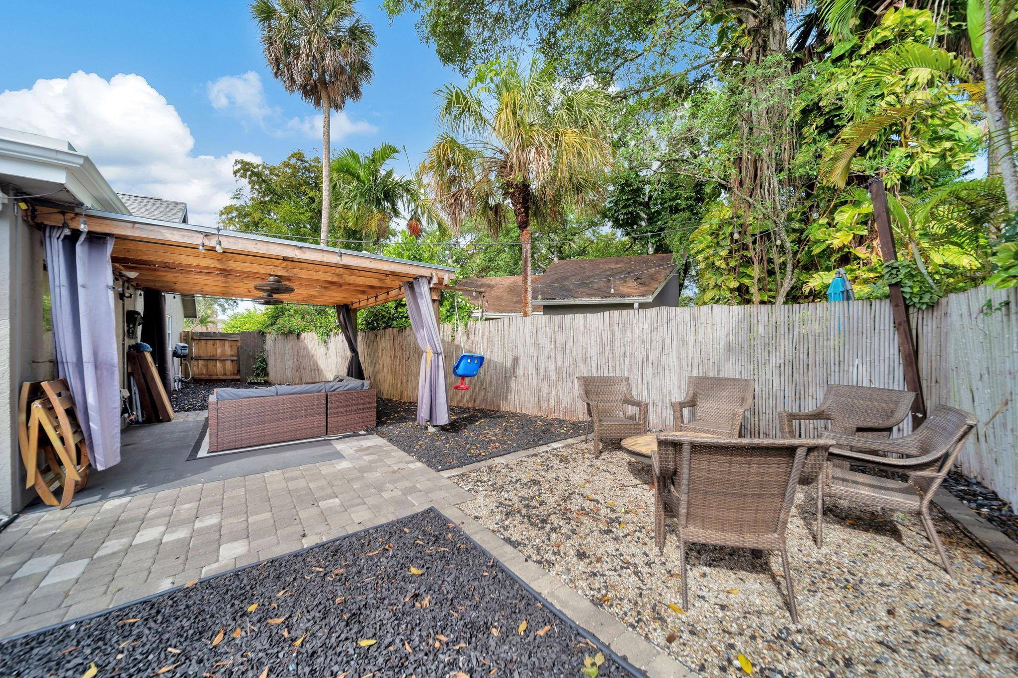 7327 NW 38th Court