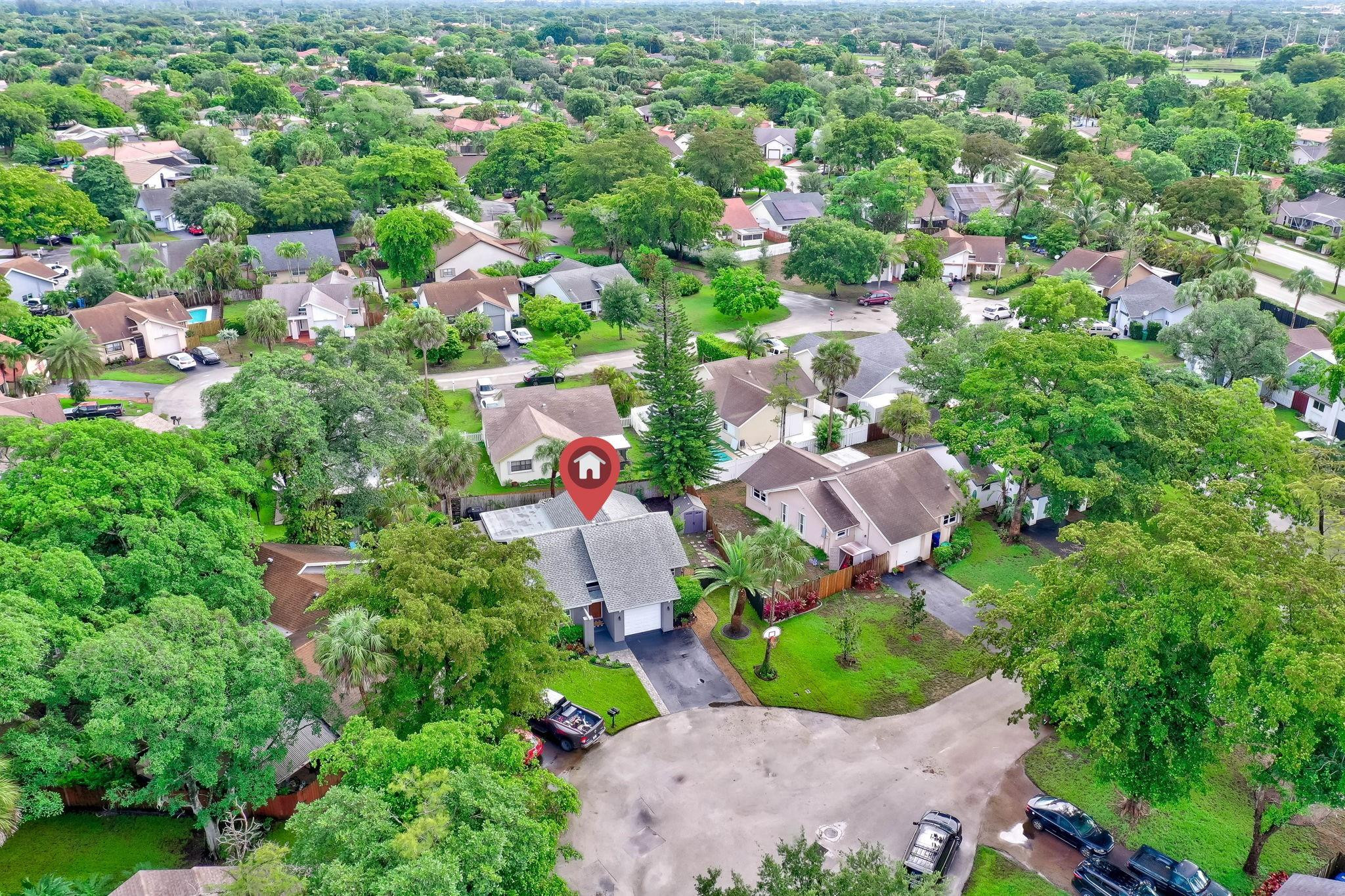7327 NW 38th Court