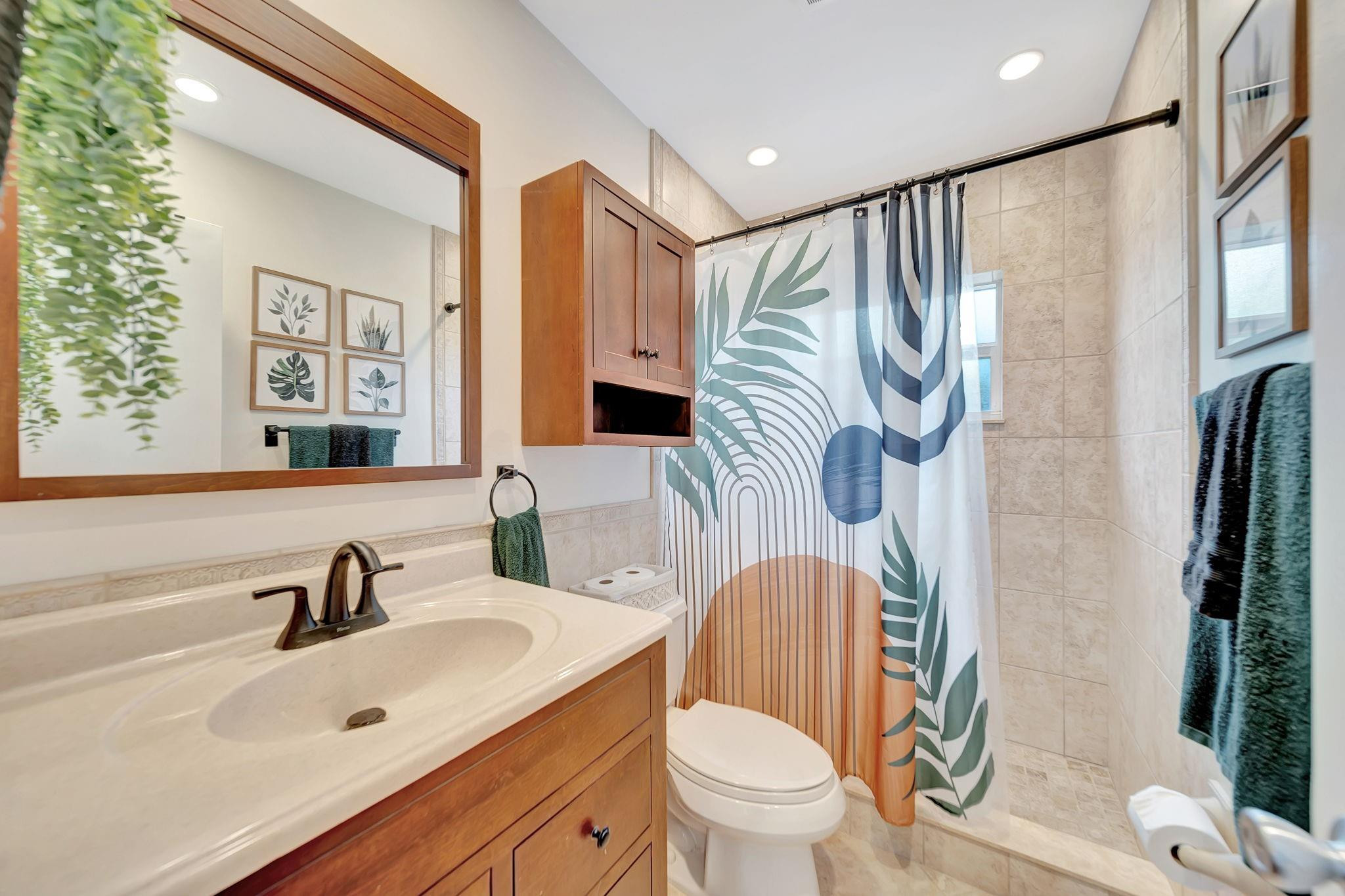 7327 NW 38th Court