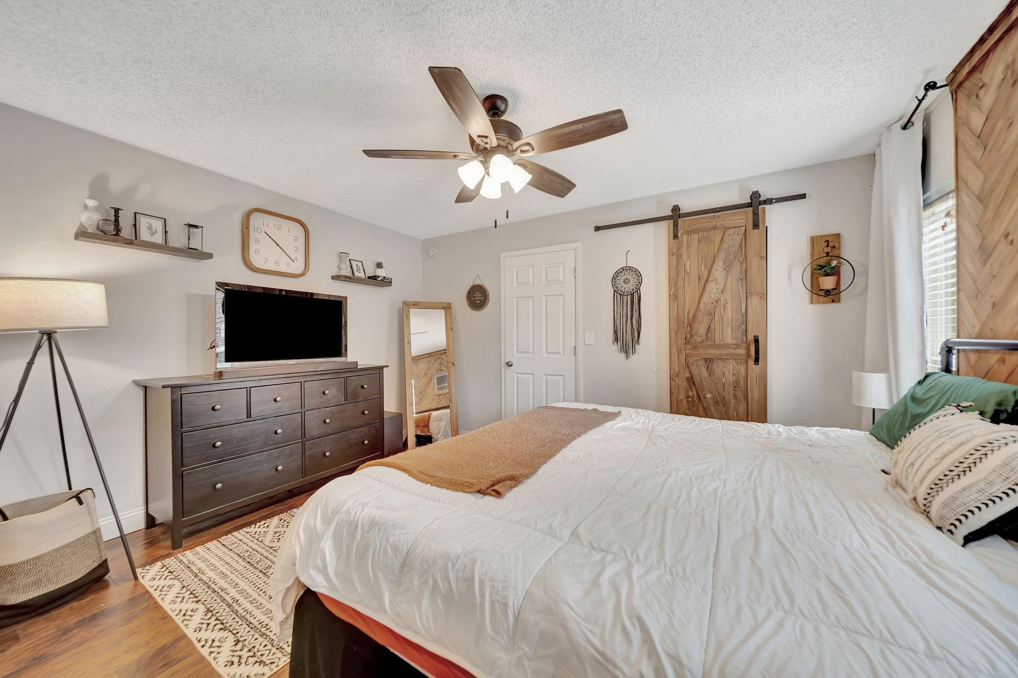7327 NW 38th Court