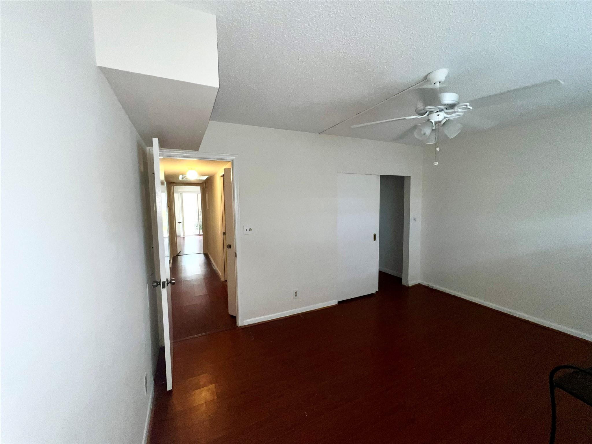 2901 Victoria Cir D1