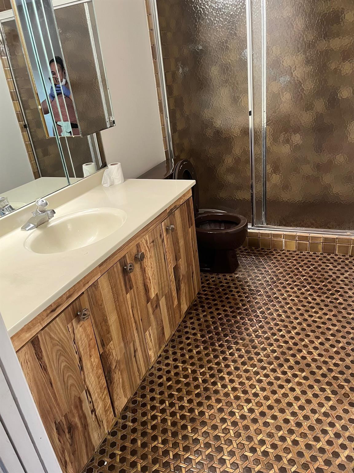 2901 Victoria Cir D1