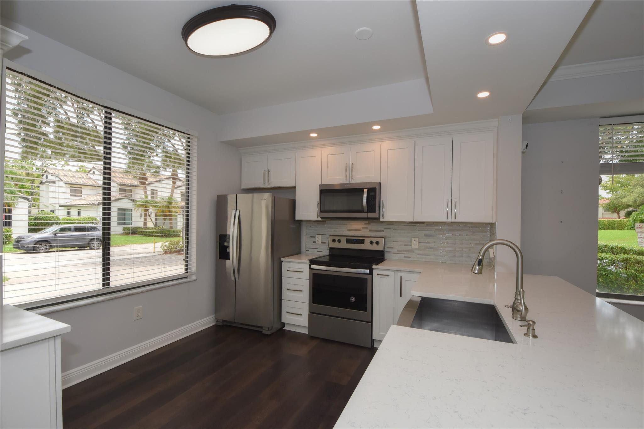 7525 NW 61st Ter 701