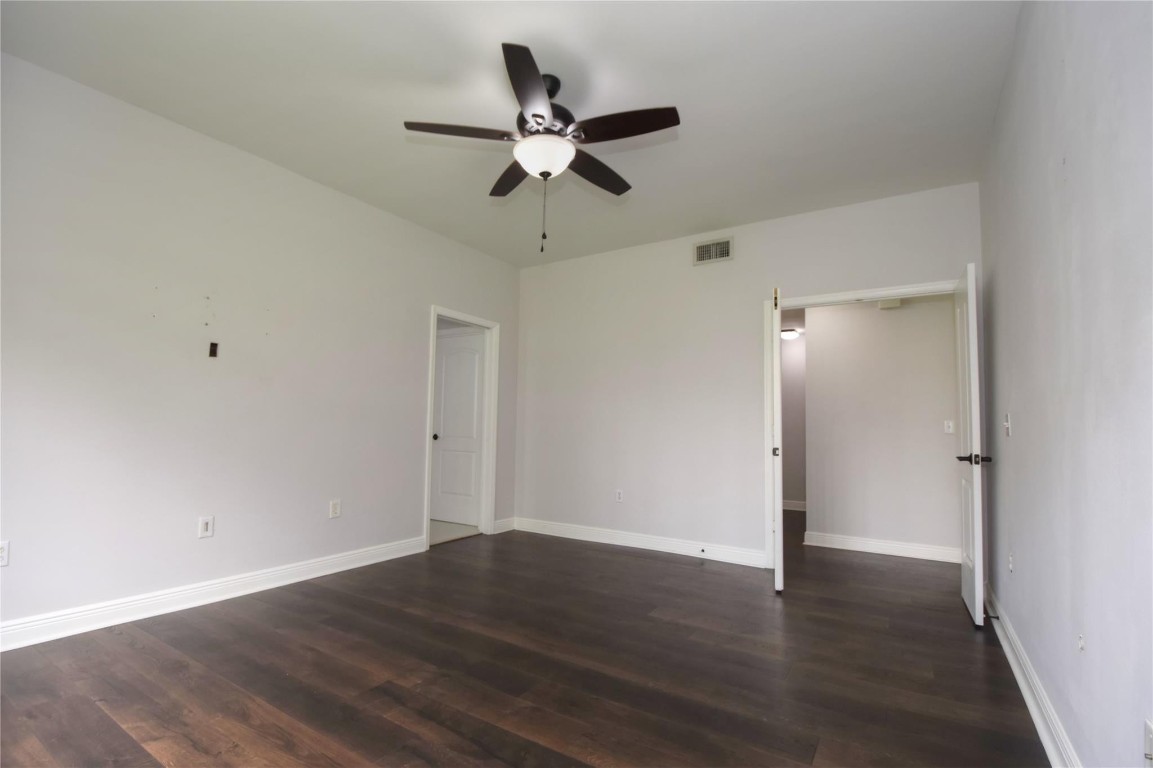 7525 NW 61st Ter 701