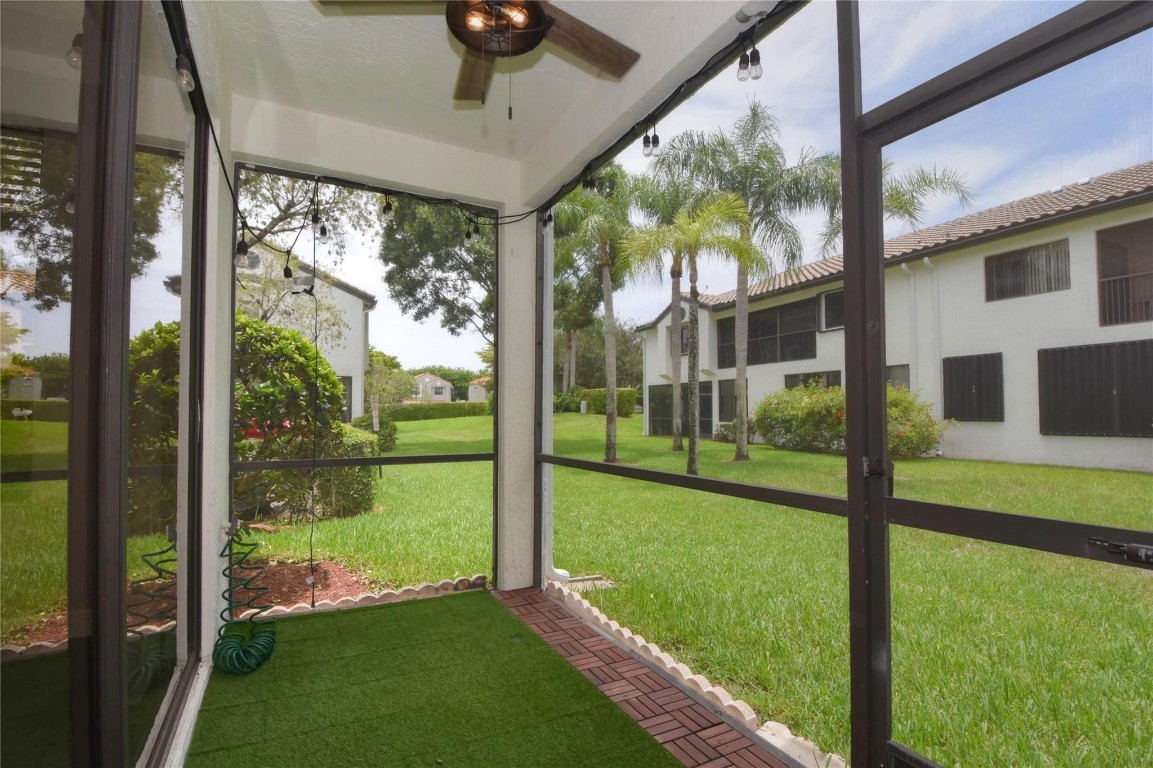 7525 NW 61st Ter 701