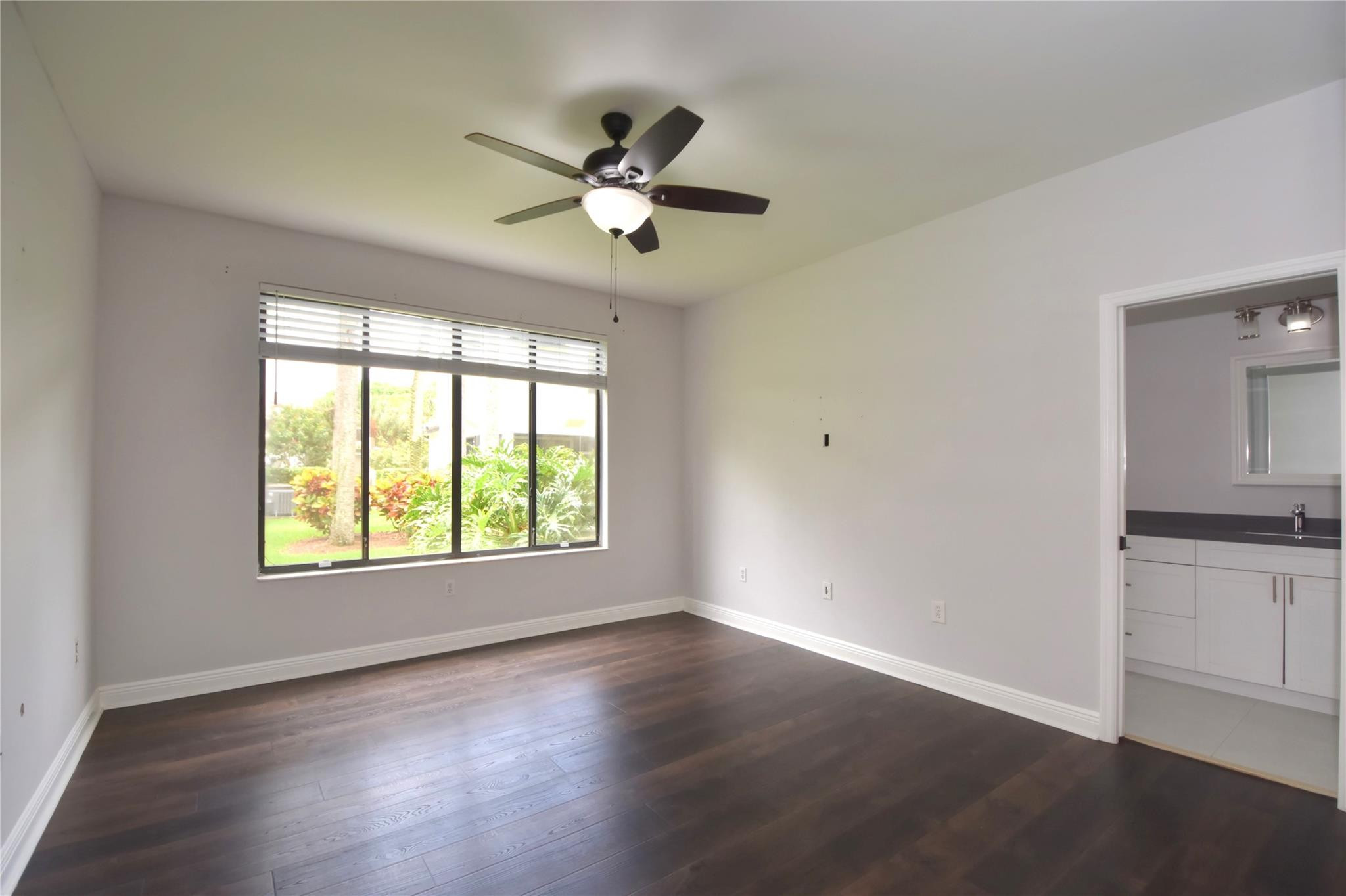 7525 NW 61st Ter 701