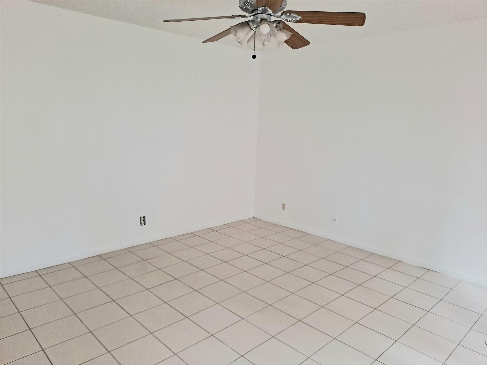 11044 Neptune Dr