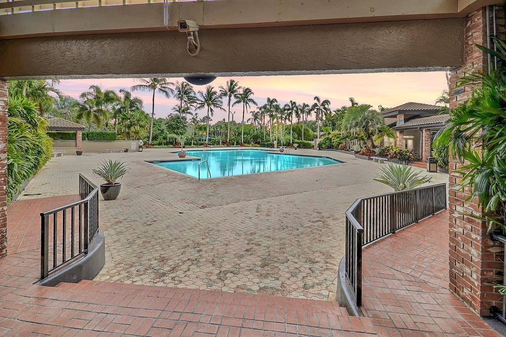 11044 Neptune Dr