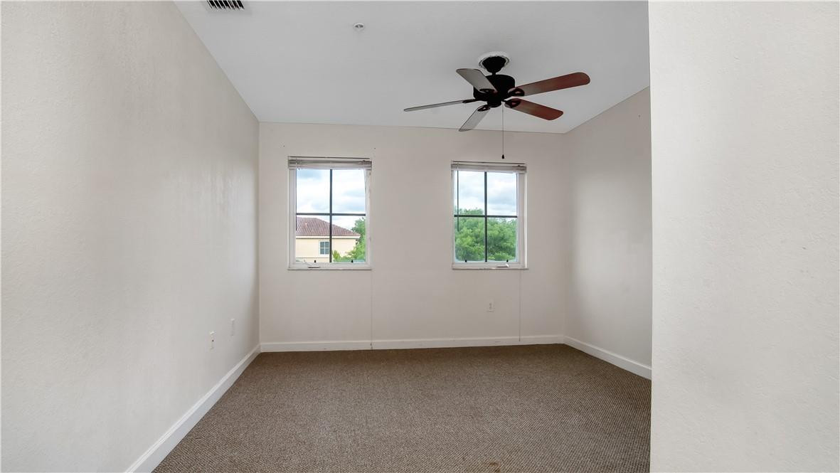 100 S JACARANDA C.C. 200