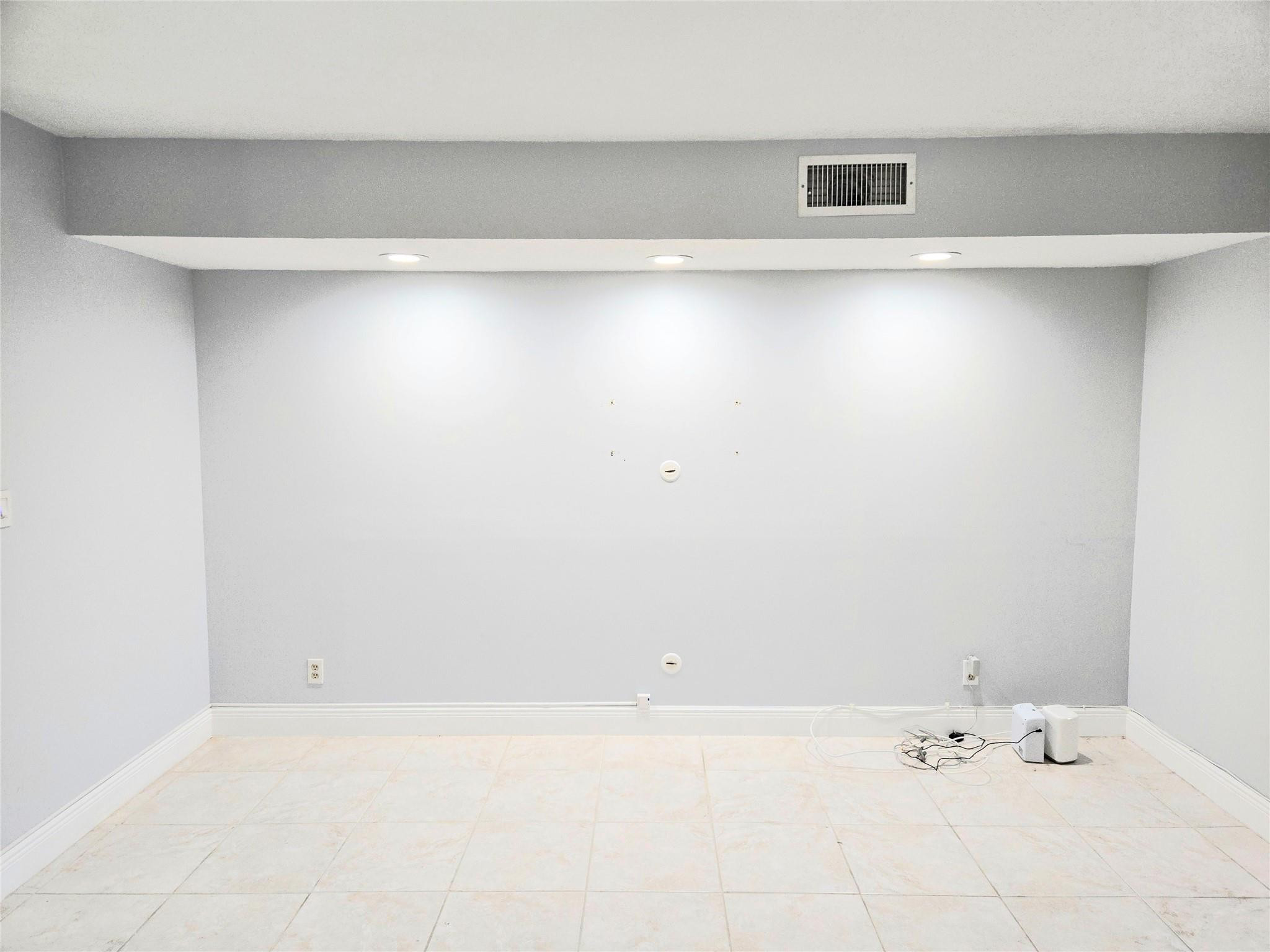 2767 Carambola Circle S 302