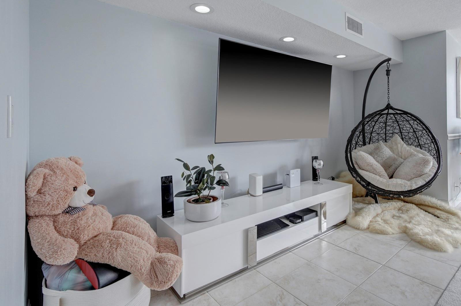 2767 Carambola Circle S 302