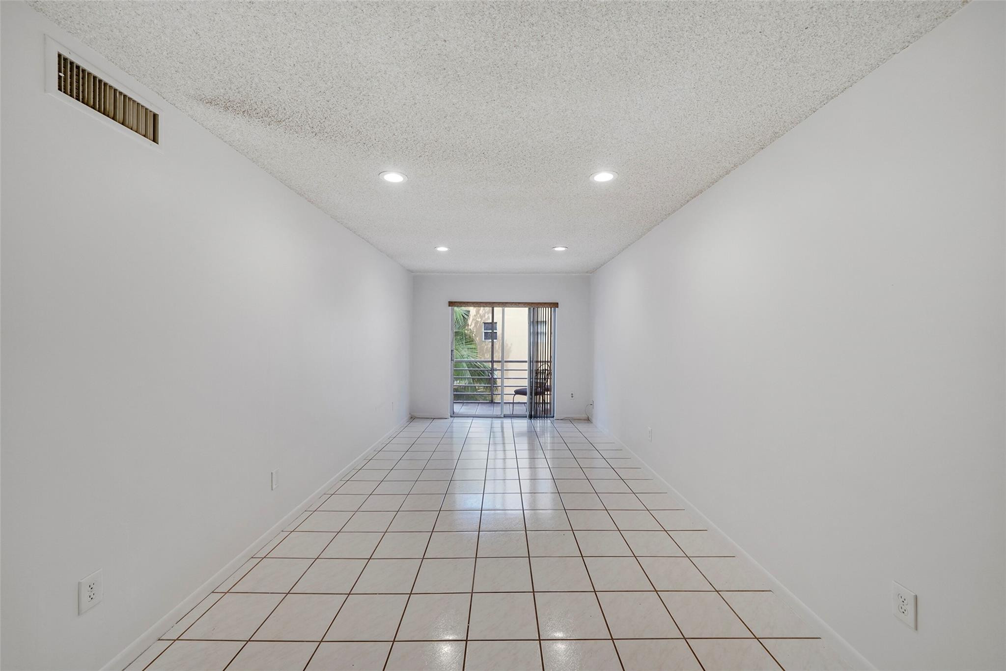 4111 Stirling Rd 304