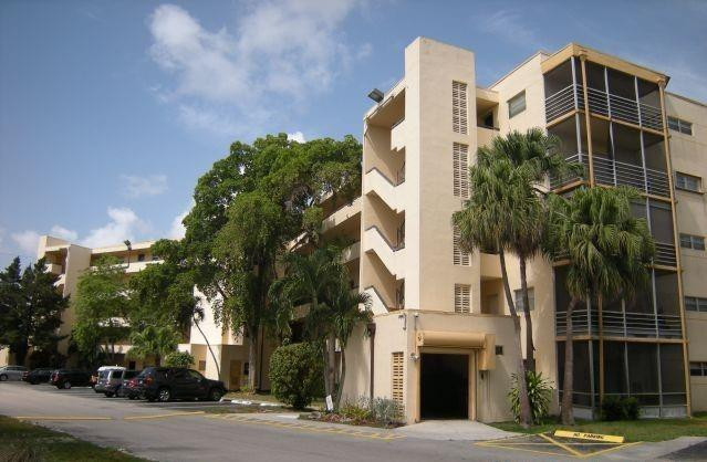 4111 Stirling Rd 304