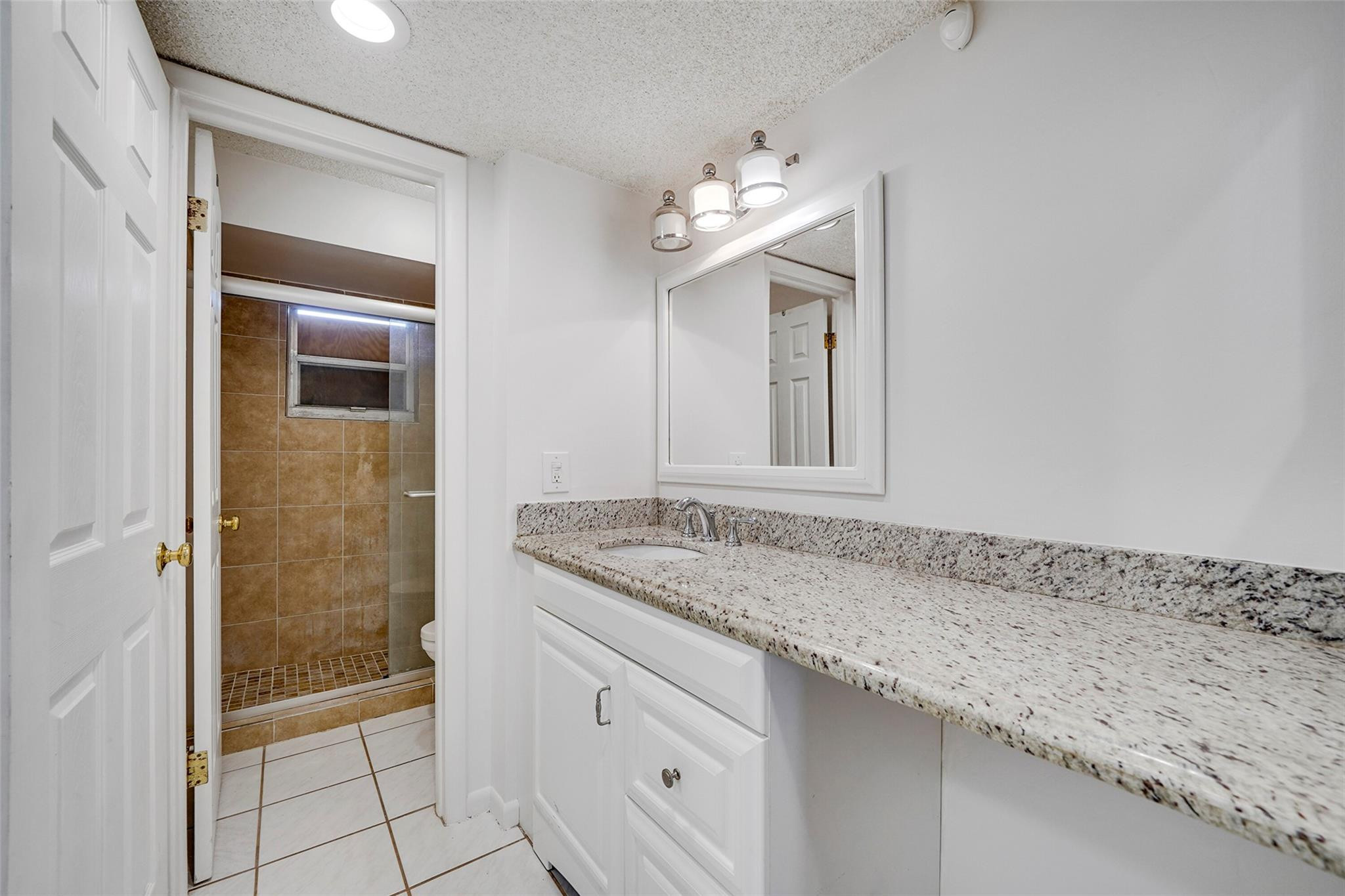 4111 Stirling Rd 304