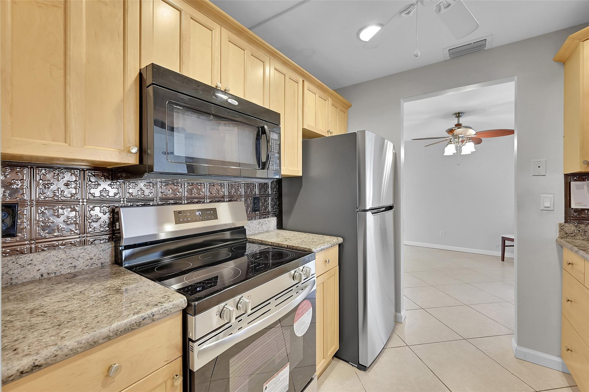 8101 NW 103rd Ave