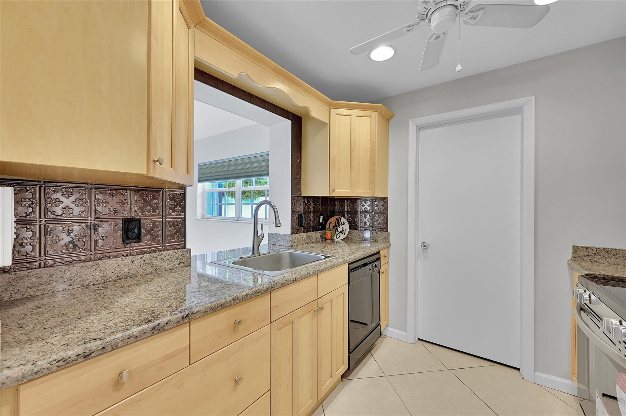 8101 NW 103rd Ave