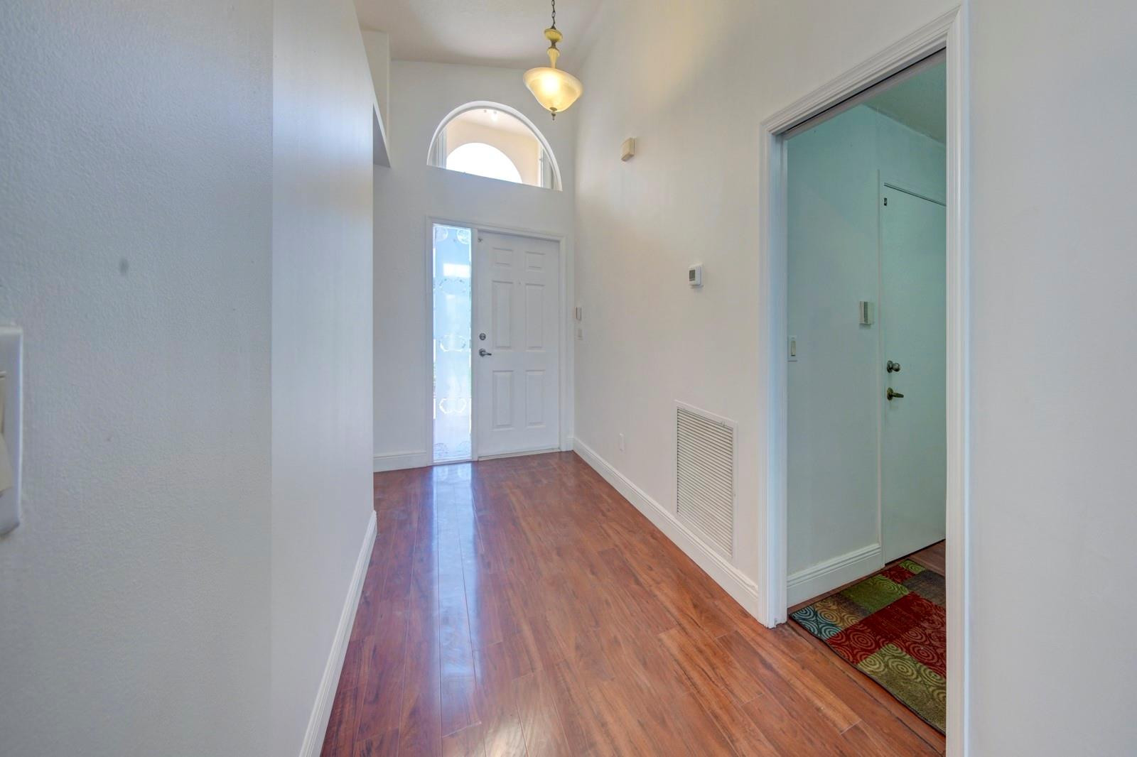 8765 Thames River Dr