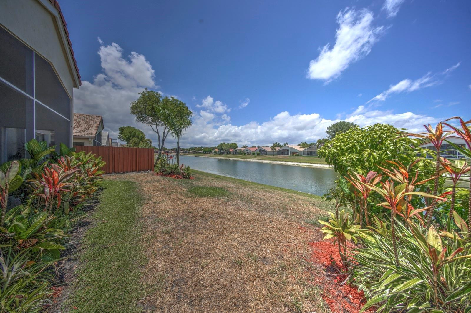 8765 Thames River Dr