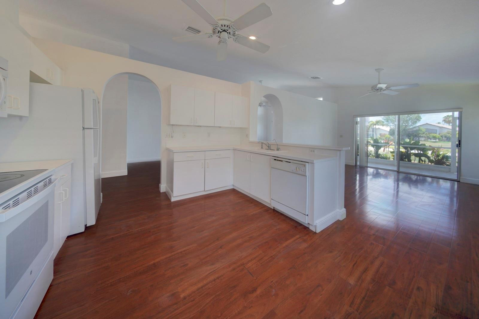 8765 Thames River Dr