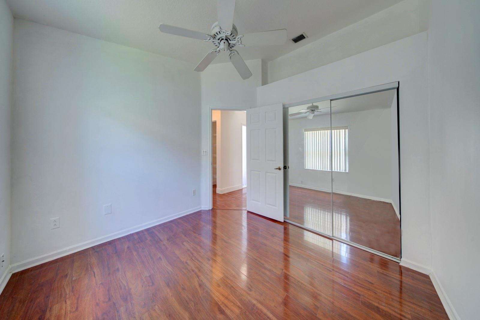 8765 Thames River Dr