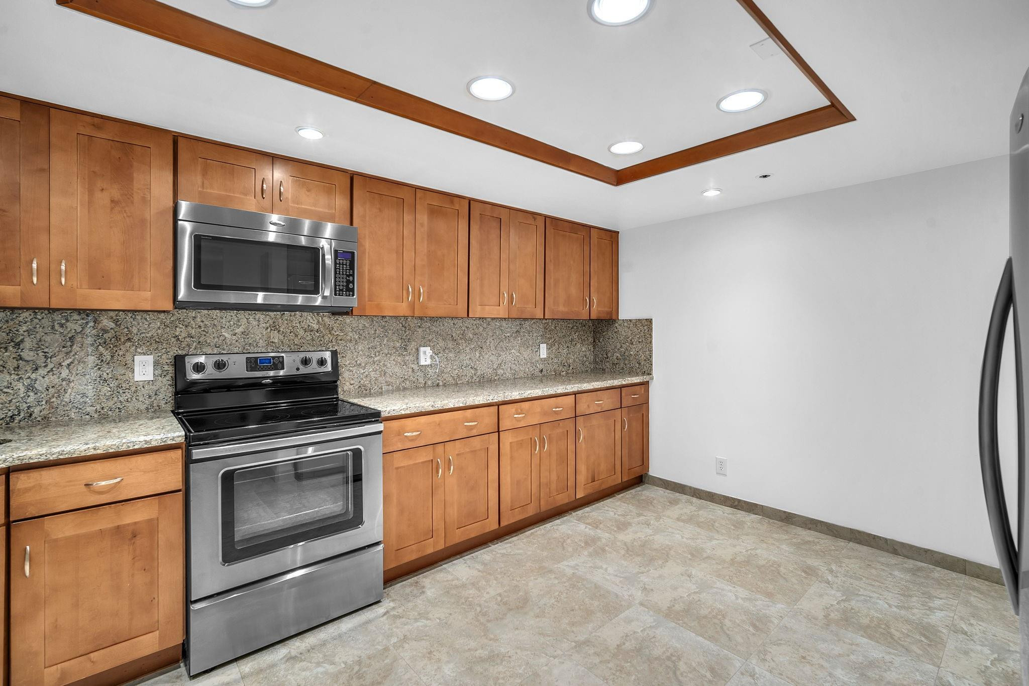 5951 WELLESLEY PARK Drive 104