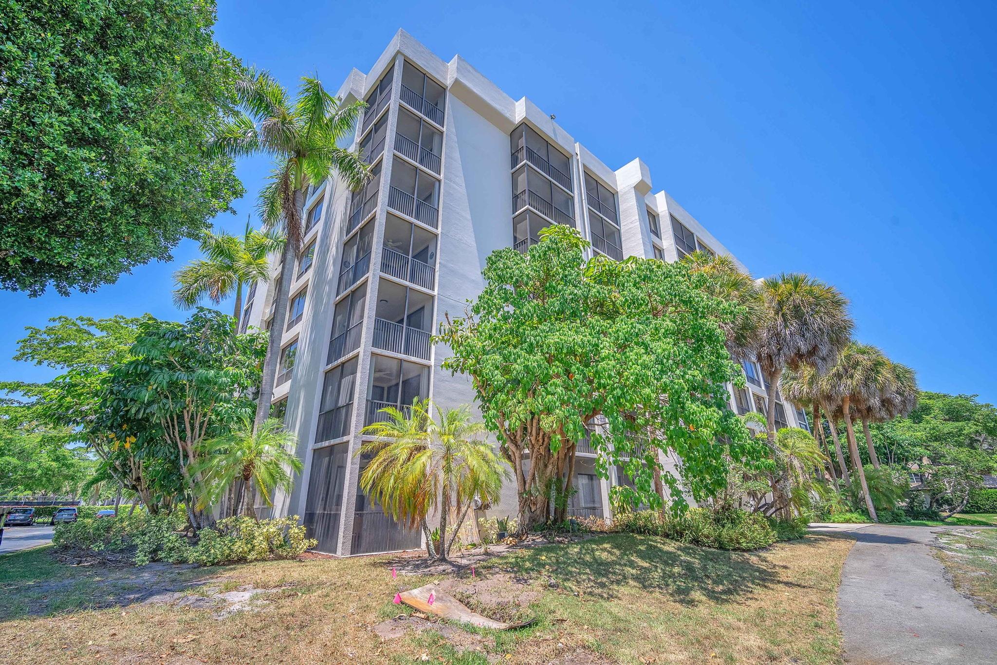 5951 WELLESLEY PARK Drive 104