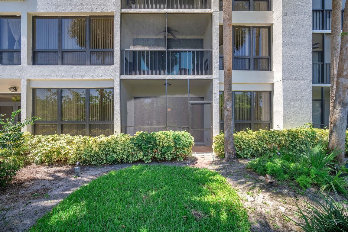 5951 WELLESLEY PARK Drive 104