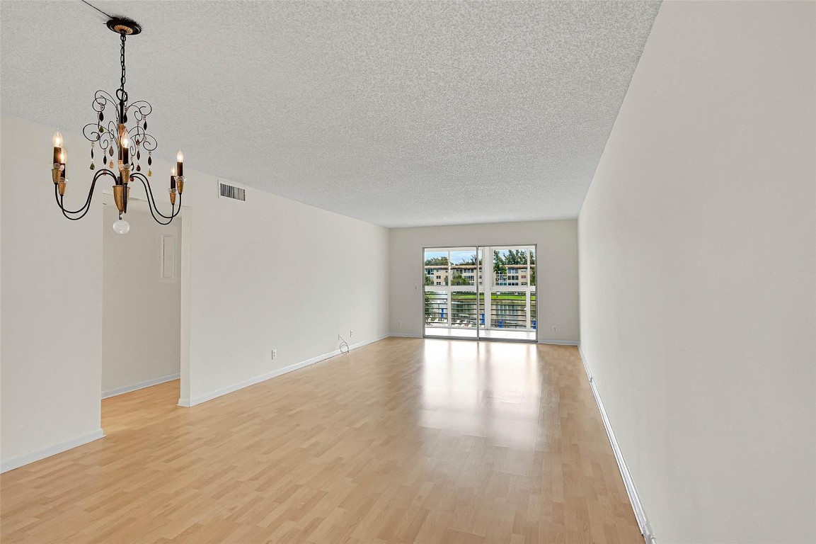 1804 Eleuthera Pt E3