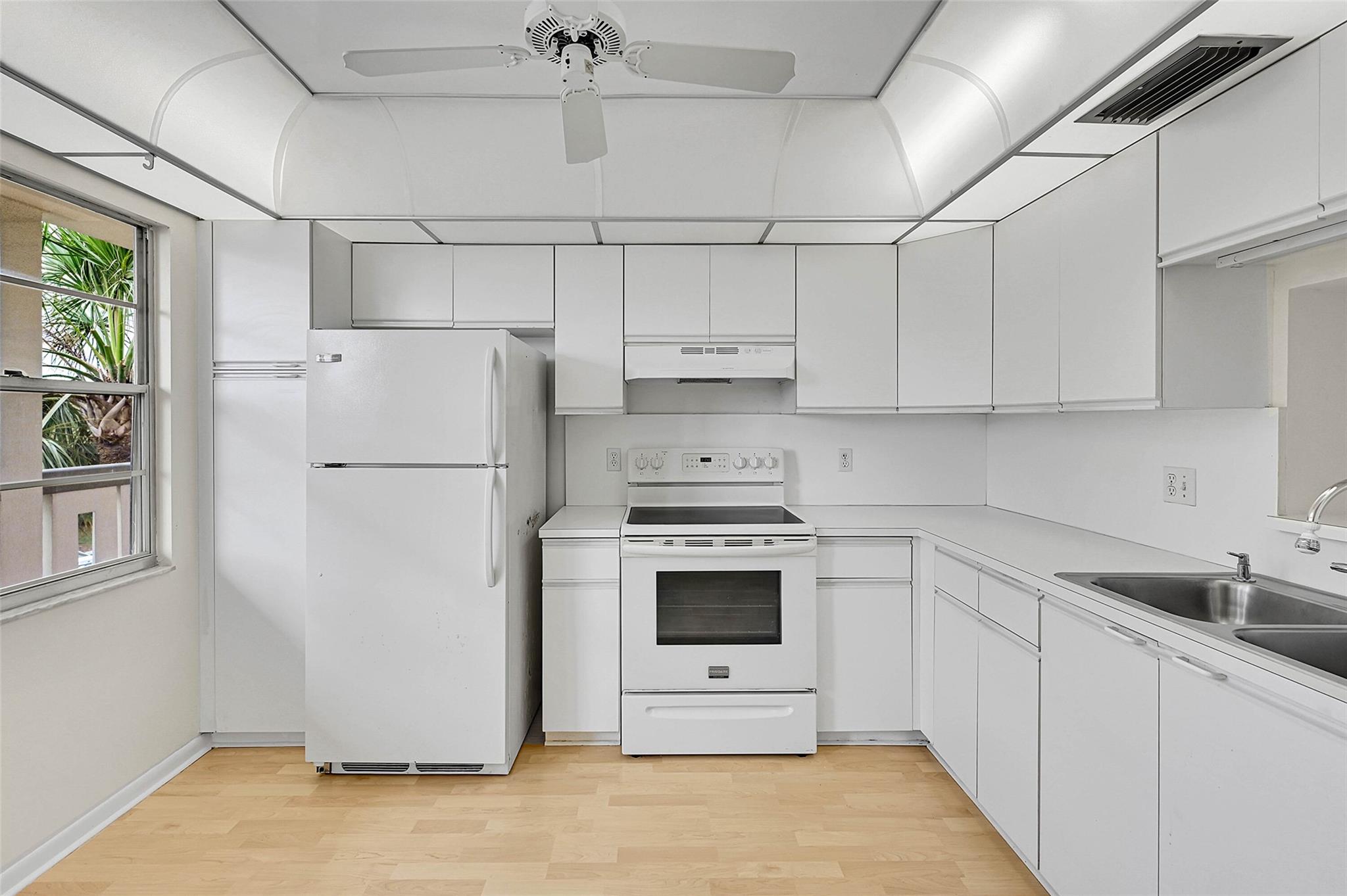 1804 Eleuthera Pt E3