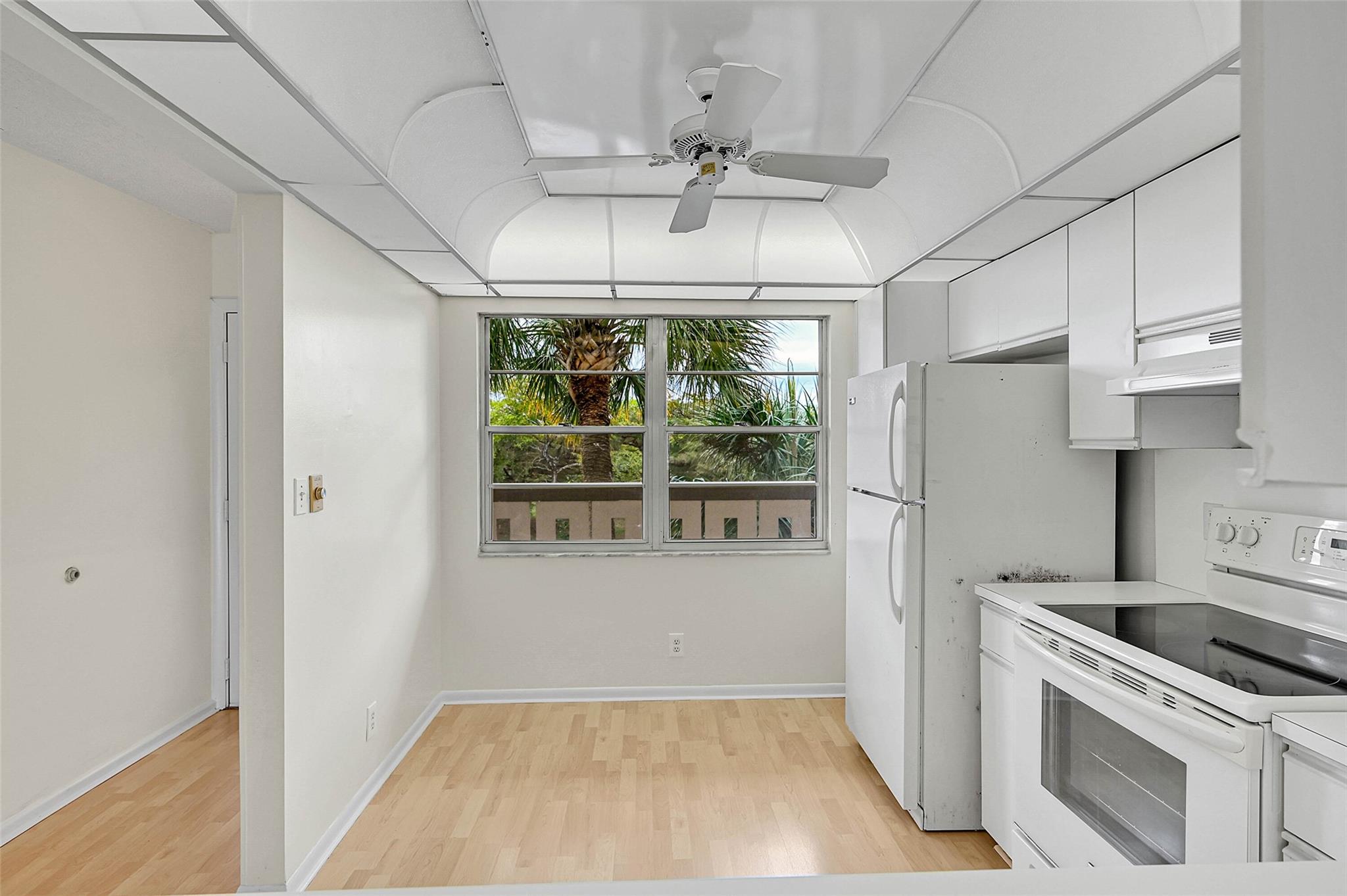 1804 Eleuthera Pt E3