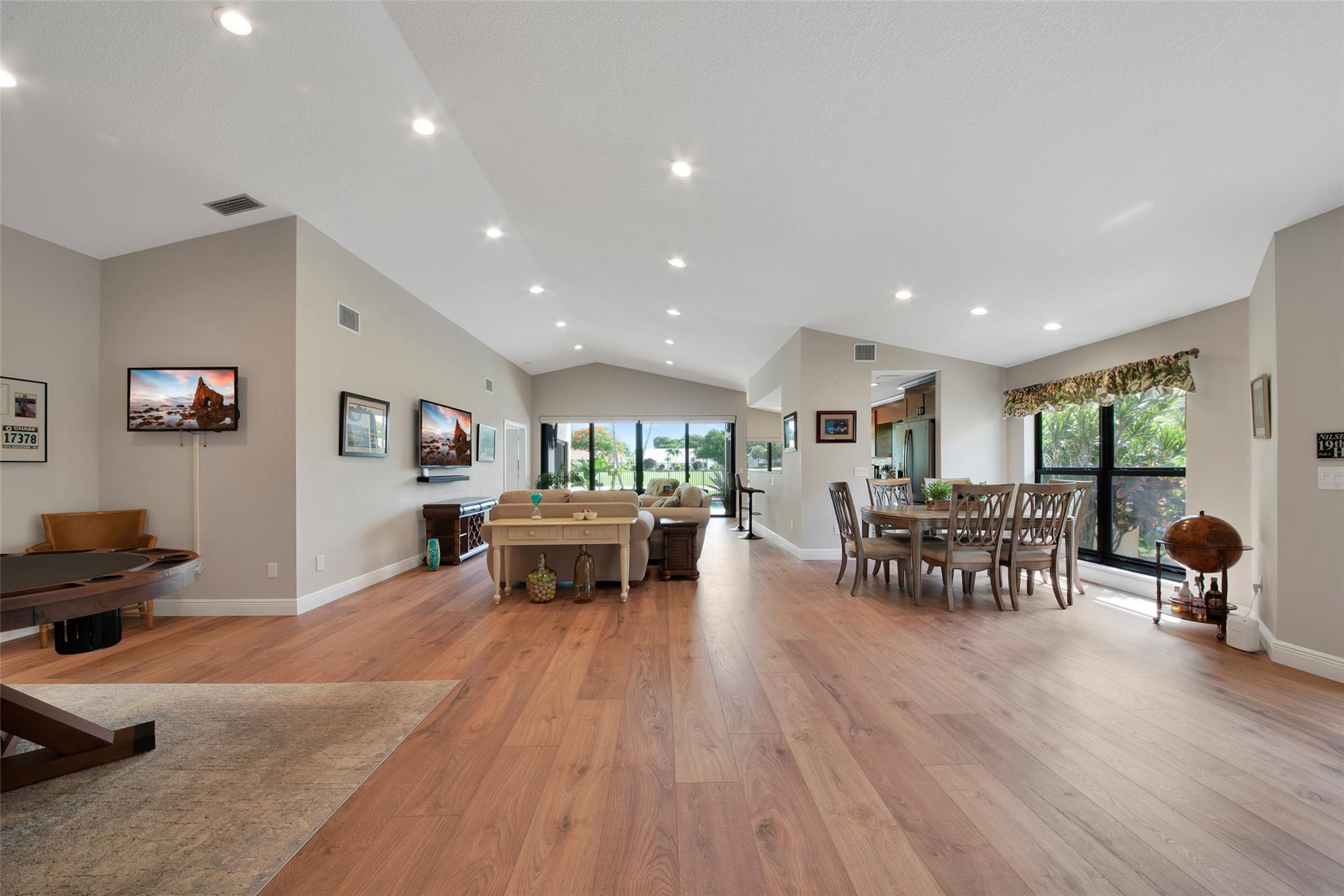 10271 Sunset Bend Dr